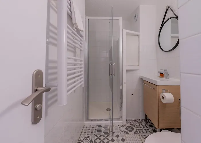 Lachenal C103 - Happy Апартаменти